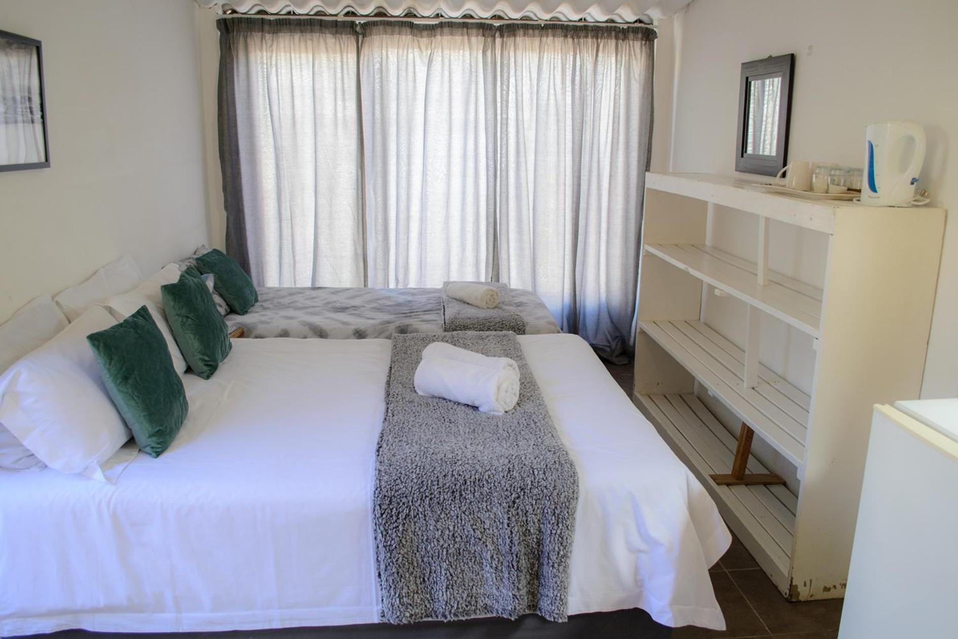 Element Riders Place Backpackers Lüderitz Esterno foto