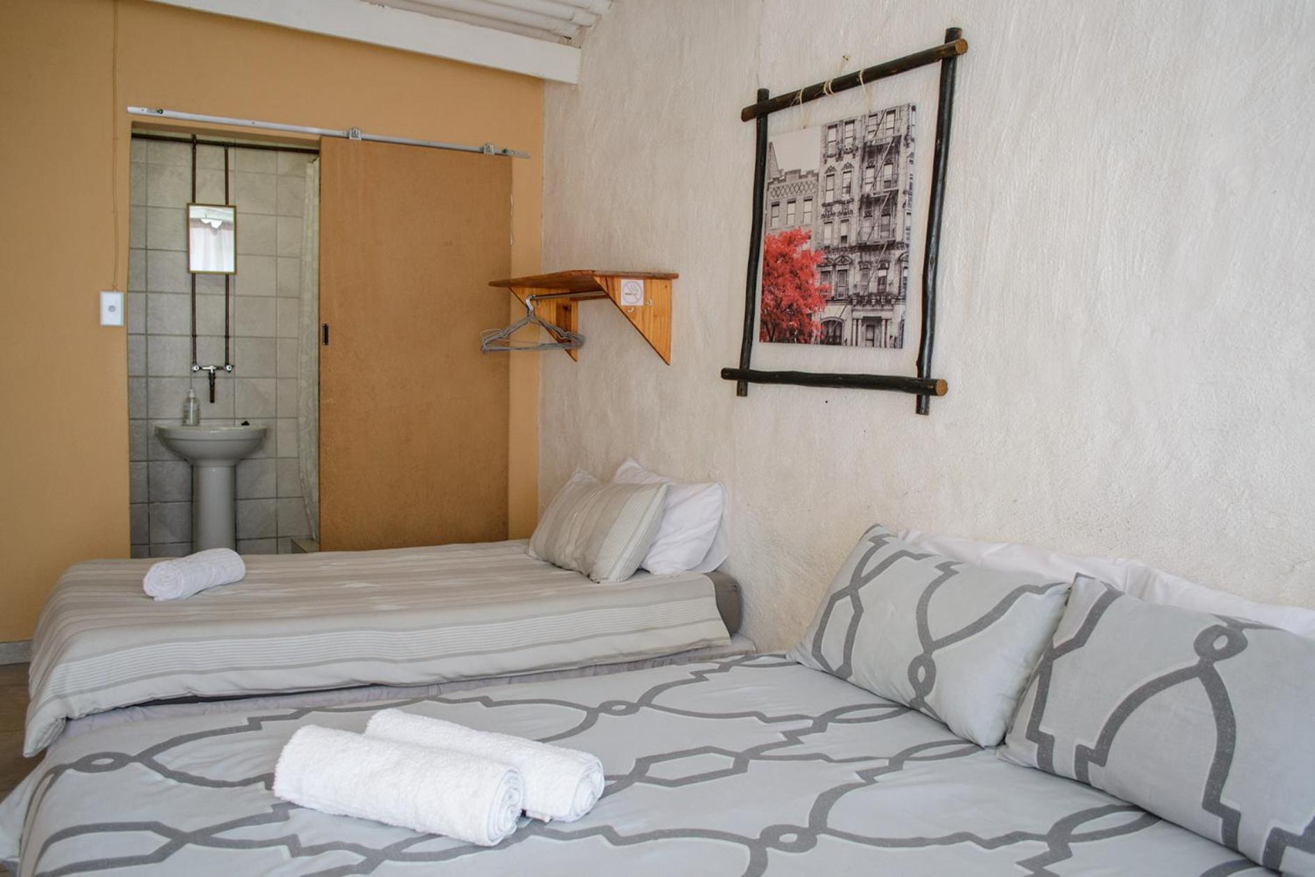 Element Riders Place Backpackers Lüderitz Esterno foto